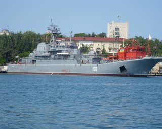 У Севастополі та західній частині моря кораблів РФ не буде: ISW проаналізував удар по ВДК "Ямал"