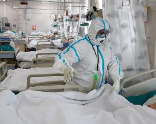 Третя хвиля коронавірусу: госпіталізації ростуть в чотирьох областях України