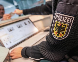 Тисячі документів: колишнього керівника німецької розвідки заарештували за підозрою у шпигунстві