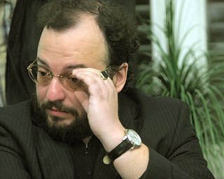 Янукович предпочел интересы Фирташа государственным,- мнение