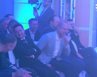 Жартували про ДТП Трухіна і танцювали під Арахамію. Осадча показала відео із закритої вечірки "слуг"