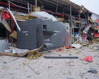 Россия нанесла удар по "Новой почте" в Запорожье: много пострадавших, подробности (фото, видео)