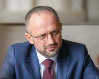 "Война другим способом". Экс-участник ТКГ в Минске заявил о срыве перемирия на Донбассе