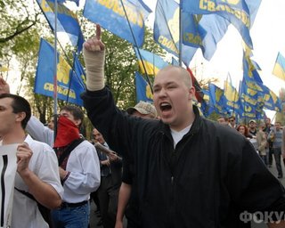 Свобода под зданием МВД требовала уволить Захарченко и следовать примеру жителей Врадиевки