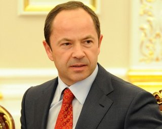 Тигипко назначен дежурным по Кабмину в день выборов