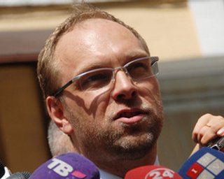 Власенко: Янукович получил дивиденды от убийства Щербаня