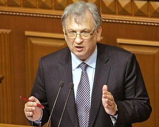 Глава Минфина вылетел в США на переговоры с МВФ