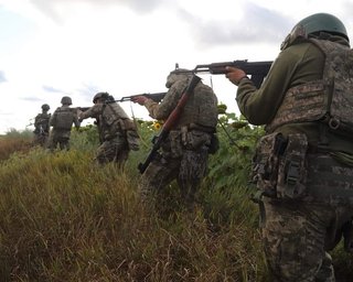 Нельзя повторять ошибки: ВСУ не удержат земли в Курской области без фортификаций, — ветеран
