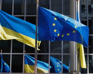 "Чіткого сценарію немає": у ЄС не виключають, що процедуру вступу для Києва можуть змінити