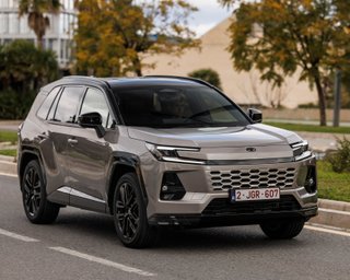 Продажі гібридів в Україні встановили новий рекорд: найпопулярніші моделі (фото)
