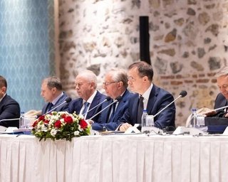 "Стремится добиться дополнительных уступок": в ISW объяснили, почему РФ затягивает мирные переговоры