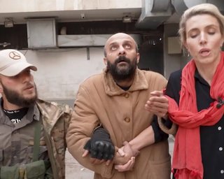 Журналісти CNN у прямому ефірі звільнили ув'язненого в Сирії: він виявився катом Асада (відео)
