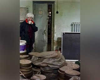 Удар РФ по кіностудії Довженка: вдалося врятувати 120 культових фільмів (фото)