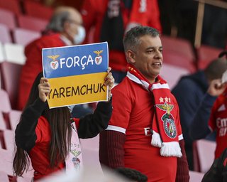 Овации стоя. Полный стадион в Лиссабоне поддержал украинца Романа Яремчука (видео)