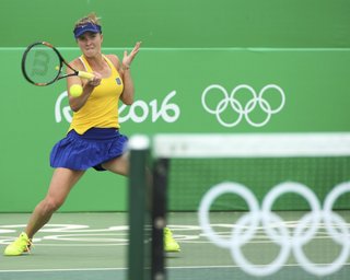 Свитолина проиграла четвертьфинал теннисного турнира в Рио-де-Жанейро