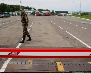 Россияне рапортуют о ликвидации таможенных пробок на границе с Украиной