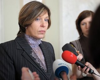 В НУ-НС не знают, кого Янукович завербует в коалицию