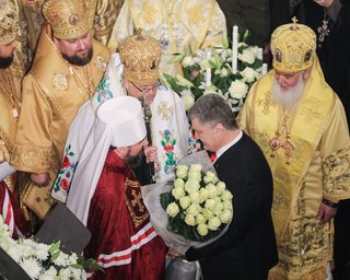 В Украине не будет государственной церкви, - Порошенко