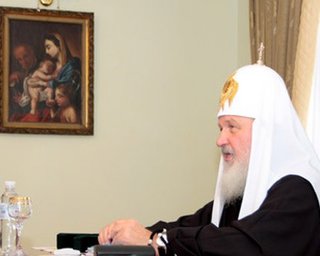Оригинал фотографии патриарха Кирилла с дорогими часами вернули на сайт РПЦ