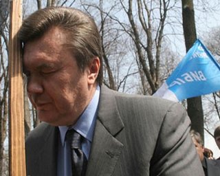 Виктор Янукович объяснил, почему сдал флот