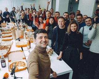 Партия "Слуга народа" выдвинула Владимира Зеленского кандидатом в президенты