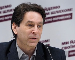 В штабе Порошенко надеются на электоральный резерв во втором туре