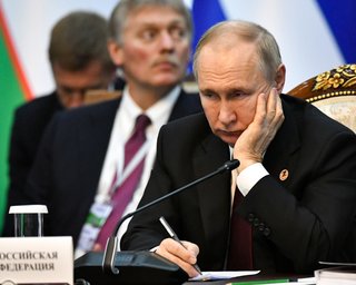"Він фізично боїться зустрічатися зі мною": Зеленський пояснив, чому Путін уникає переговорів