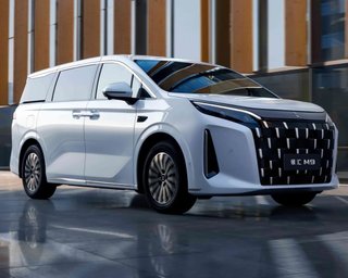 BYD випустив недорогий електрифікований мінівен із пожиттєвою гарантією (фото)