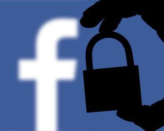 Украинского эксперта по кибербезопасности забанили в Facebook за обсуждение свободы слова в США