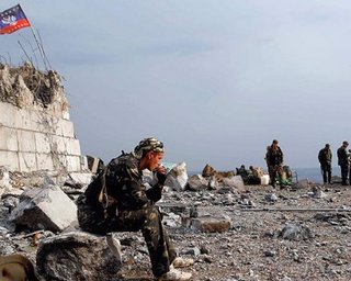 В "ДНР" и "ЛНР" заявили, что готовы соблюдать перемирие на Донбассе