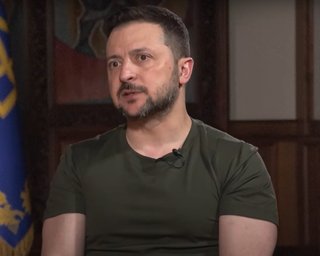 Наступ на Харків, олімпійське перемир'я: ключовi теми розмови президента Зеленського з AFP (відео)