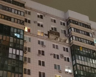 В Московской области дрон попал в квартиру, в Ростовской перебои со светом: Россию ночью атаковали БпЛА (фото)