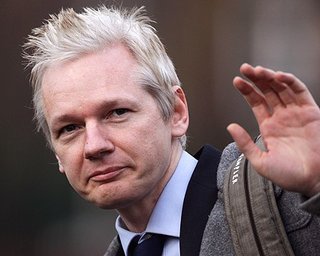 Ассанж: WikiLeaks опубликует информацию, которая повлияет на ход выборов в США
