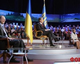 Голоса Ющенко и Яценюка не перейдут к Тимошенко,- эксперт