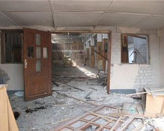 Взрыв в храме: на одежде пономаря ищут компоненты бомбы