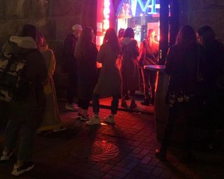 В Киеве закрыли два ресторана, нарушившие карантин (фото)
