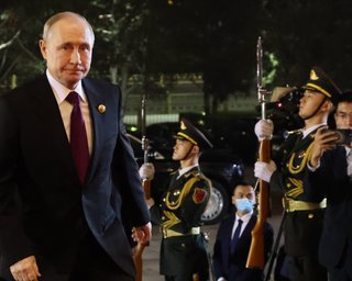 Дискредитируют США: Путин вместе с Китаем "заработает" на войне Израиля против ХАМАС, — СМИ