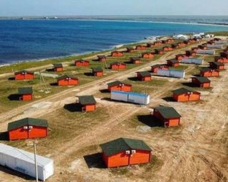 У Криму невідомі на човнах із гранатомета обстріляли кемпінг із туристами, – ЗМІ (мапа)