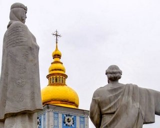 Прихожане со священником на Закарпатье баррикадировались в церкви, не желая переходить в ПЦУ