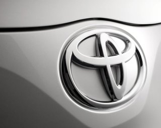 Toyota создаст социальную сеть для автомобилей "Друг Тойоты"