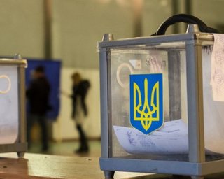 Дільниці на лінії розмежування: нардеп пояснив як голосуватимуть та балотуватимуться військові