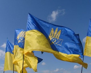 Партия Ющенко проталкивает в президентское кресло Януковича, - Народный рух