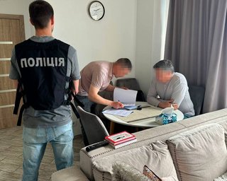 Гастроли в один конец: экс-глава Минкульта получил подозрение из-за схемы с уклонистами