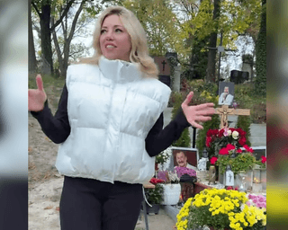 "Они какие-то сумасшедшие": певица показала могилу Степана Гиги – все закончилось скандалом (фото)