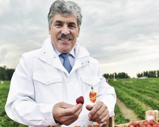 Российский коммунист после проигрыша на выборах не хочет сбривать усы