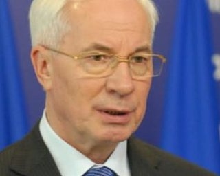 Азаров: выборы профинансировали, но вмешиваться не будем