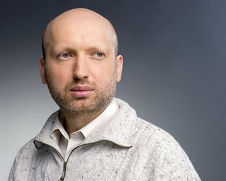 Турчинов: все наблюдатели на выборах говорили по-русски