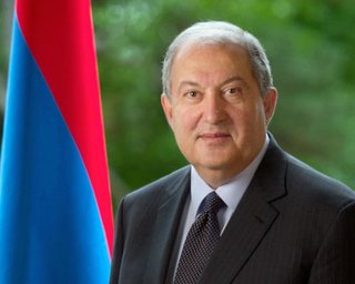 Президент Армении заявил, что узнал о прекращении войны в Карабахе из прессы