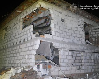 У Запоріжжі через атаку росіян десятки тисяч людей залишилися без світла: відомо про постраждалих (фото)