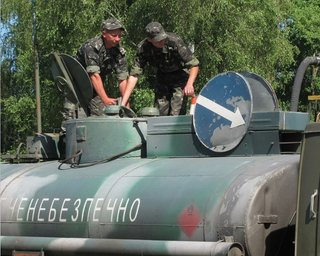 "Подекуди доходить до абсурду": військовий повідомив про дефіцит пального в українській армії